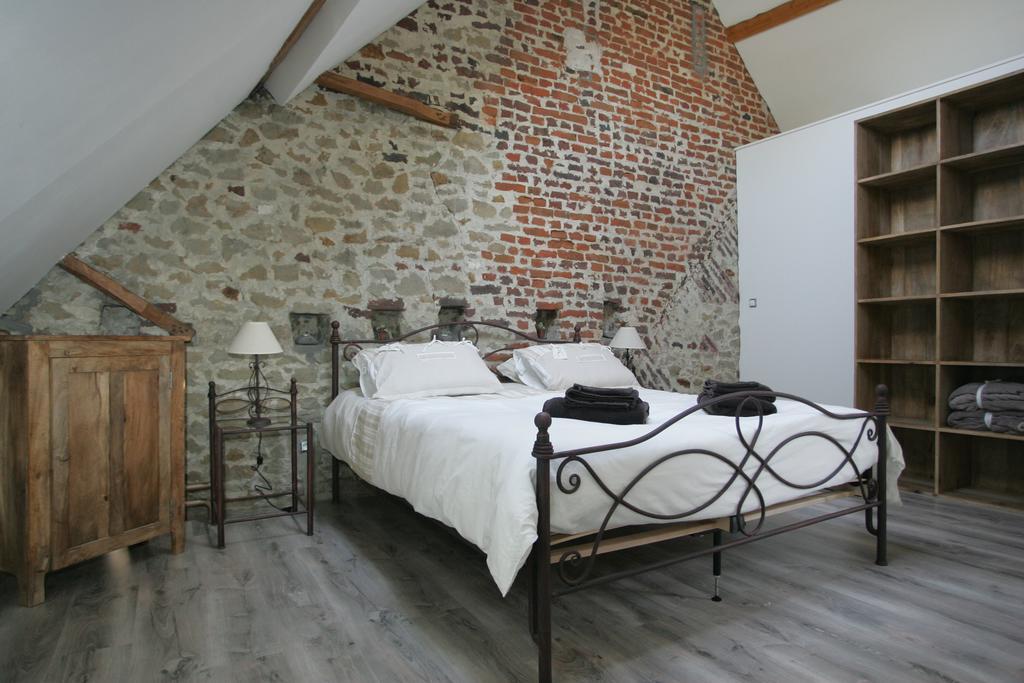 Aux Charmes De La Campagne Villa Hautrage Bagian luar foto